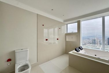 Apartamento &agrave; venda - 217m&sup2; - Barra Sul