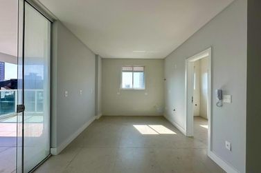Apartamento &agrave; venda - 160m&sup2; - Andorinha