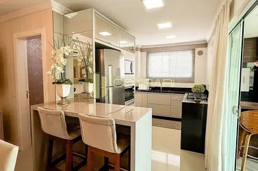 Apartamento &agrave; venda - 1589m&sup2; - meia praia