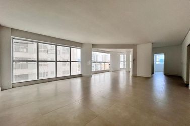Apartamento &agrave; venda - 175m&sup2; - Castelo Branco