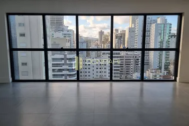 Apartamento &agrave; venda - 207m&sup2; - Meia Praia