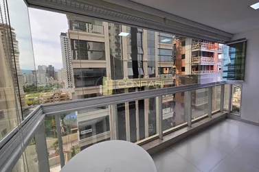 Apartamento &agrave; venda - 130m&sup2; - Meia Praia
