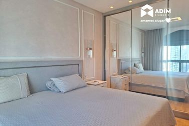 Apartamento para alugar - 127m&sup2; - Meia Praia