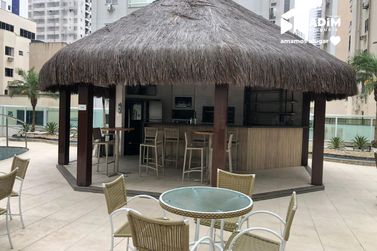 Apartamento para alugar - 140m&sup2; - Centro