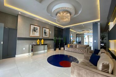 Apartamento &agrave; venda - 229m&sup2; - Meia Praia