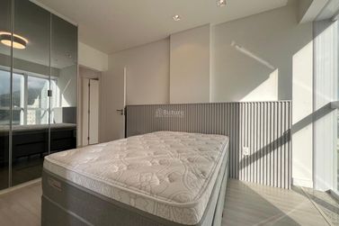Apartamento &agrave; venda - 138m&sup2; - Centro