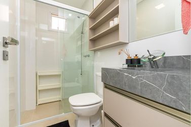 Apartamento &agrave; venda - 81m&sup2; - Meia Praia