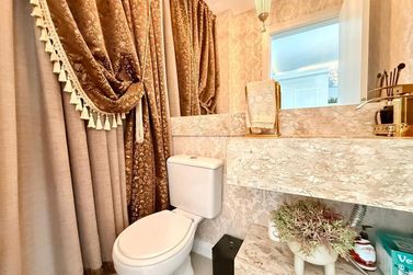 Apartamento &agrave; venda - 160m&sup2; - Meia Praia