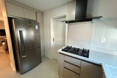 Apartamento &agrave; venda - Meia Praia