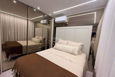 Apartamento &agrave; venda - Meia Praia