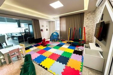 Apartamento &agrave; venda - Meia Praia