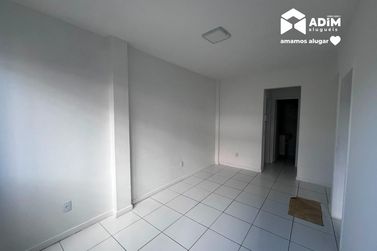 Apartamento para alugar - 53m&sup2; - Centro