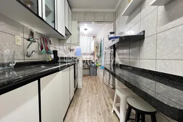 Apartamento &agrave; venda - 115m&sup2; - Meia Praia
