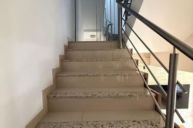 Casa para alugar - 237m&sup2; - Centro