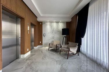 Apartamento &agrave; venda - 294m&sup2; - Meia Praia