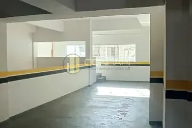 Apartamento &agrave; venda - 70m&sup2; - meia praia