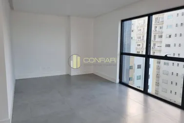 Apartamento &agrave; venda - 207m&sup2; - Meia Praia