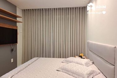 Apartamento para alugar - 132m&sup2; - Meia Praia