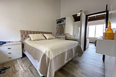 Casa &agrave; venda - 200m&sup2; - Canto da Praia