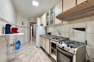 Apartamento &agrave; venda - 115m&sup2; - Meia Praia