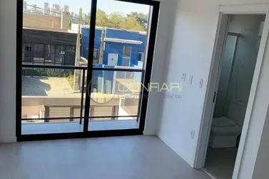 Sobrado para alugar - 80m&sup2; - Pereque