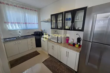 Apartamento &agrave; venda - 130m&sup2; - Meia Praia