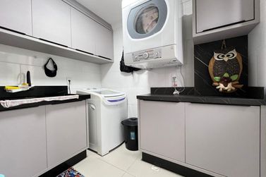 Apartamento &agrave; venda - 139m&sup2; - Meia Praia