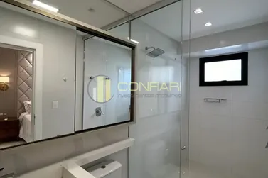Apartamento &agrave; venda - 180m&sup2; - Meia Praia