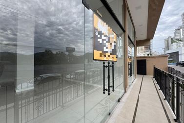 Sala Comercial &agrave; venda - 156m&sup2; - Centro