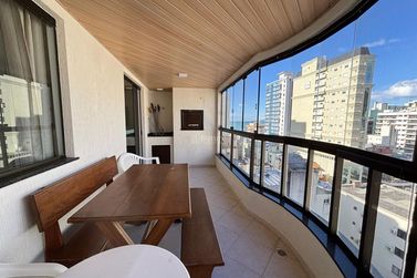 Apartamento &agrave; venda - 147m&sup2; - Meia Praia
