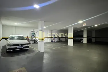 Apartamento &agrave; venda - 123m&sup2; - meia praia