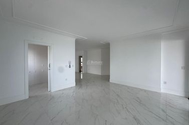 Apartamento &agrave; venda - 210m&sup2; - Centro