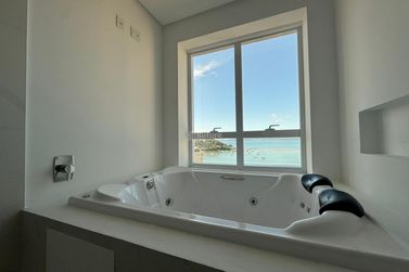 Apartamento &agrave; venda - 190m&sup2; - Centro