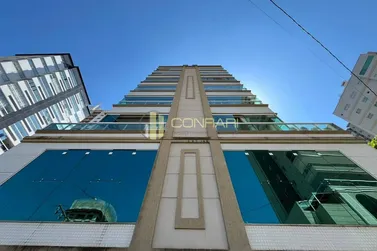 Apartamento &agrave; venda - 160m&sup2; - Meia Praia