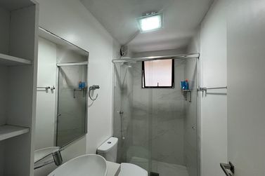 Apartamento para alugar - Meia Praia