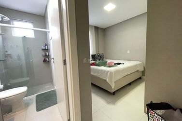 Apartamento &agrave; venda - 141m&sup2; - Meia Praia