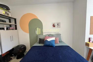 Apartamento &agrave; venda - 120m&sup2; - Meia praia