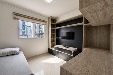 Apartamento &agrave; venda - 108m&sup2; - Centro