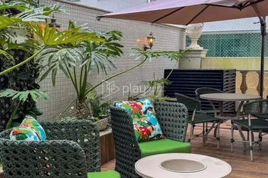 Apartamento &agrave; venda - 251m&sup2; - Meia Praia