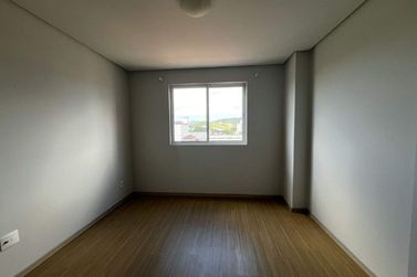 Apartamento para alugar - 68m&sup2; - Centro