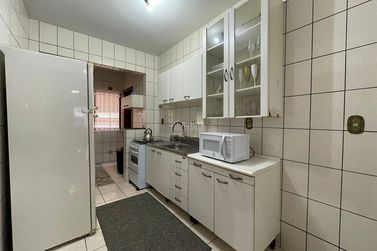 Apartamento &agrave; venda - 121m&sup2; - Meia Praia