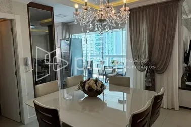 Apartamento &agrave; venda - 158m&sup2; - Meia Praia