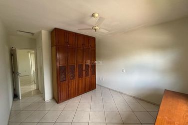 Casa &agrave; venda - 530m&sup2; - 