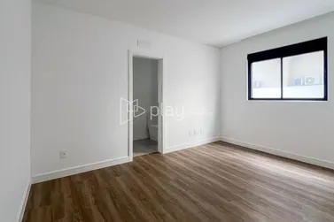 Apartamento &agrave; venda - 207m&sup2; - Meia Praia
