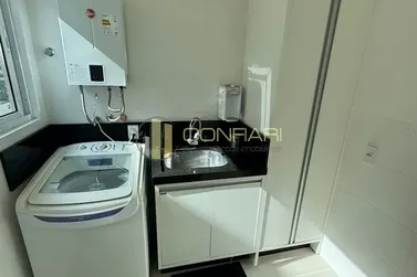 Apartamento para alugar - 182m&sup2; - Meia Praia