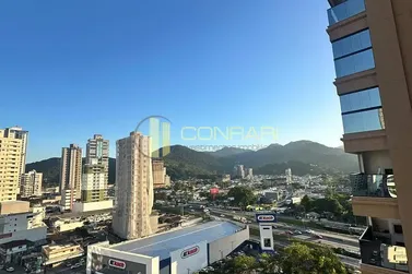 Apartamento &agrave; venda - 92m&sup2; - centro