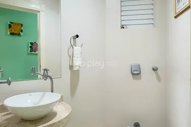 Apartamento &agrave; venda - 180m&sup2; - Centro