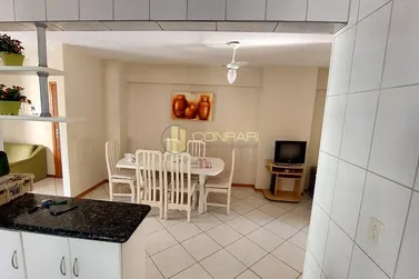 Apartamento para alugar - 163m&sup2; - meia praia
