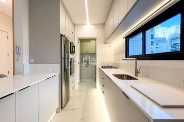 Apartamento &agrave; venda - 114m&sup2; - Meia Praia