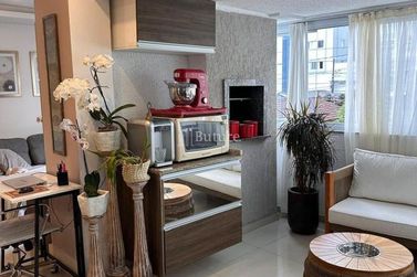 Apartamento &agrave; venda - 90m&sup2; - Centro